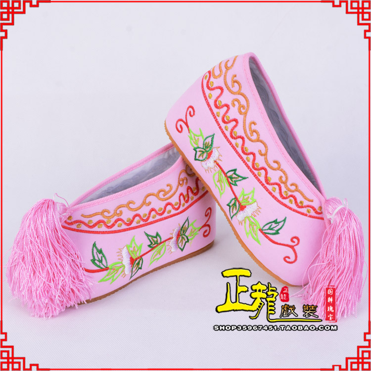 佛山花旦鞋女绣花彩鞋 舒适款草花内高彩鞋